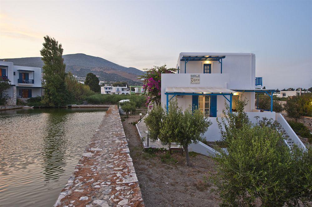 Tarsa Studios Drios Exterior photo
